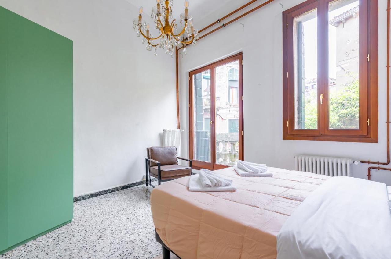 Cannaregio Romantic View Apartment Венеция Экстерьер фото